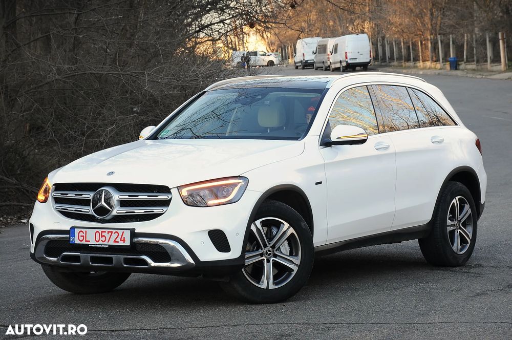 Mercedes-Benz GLC 300 e 4MATIC - 34