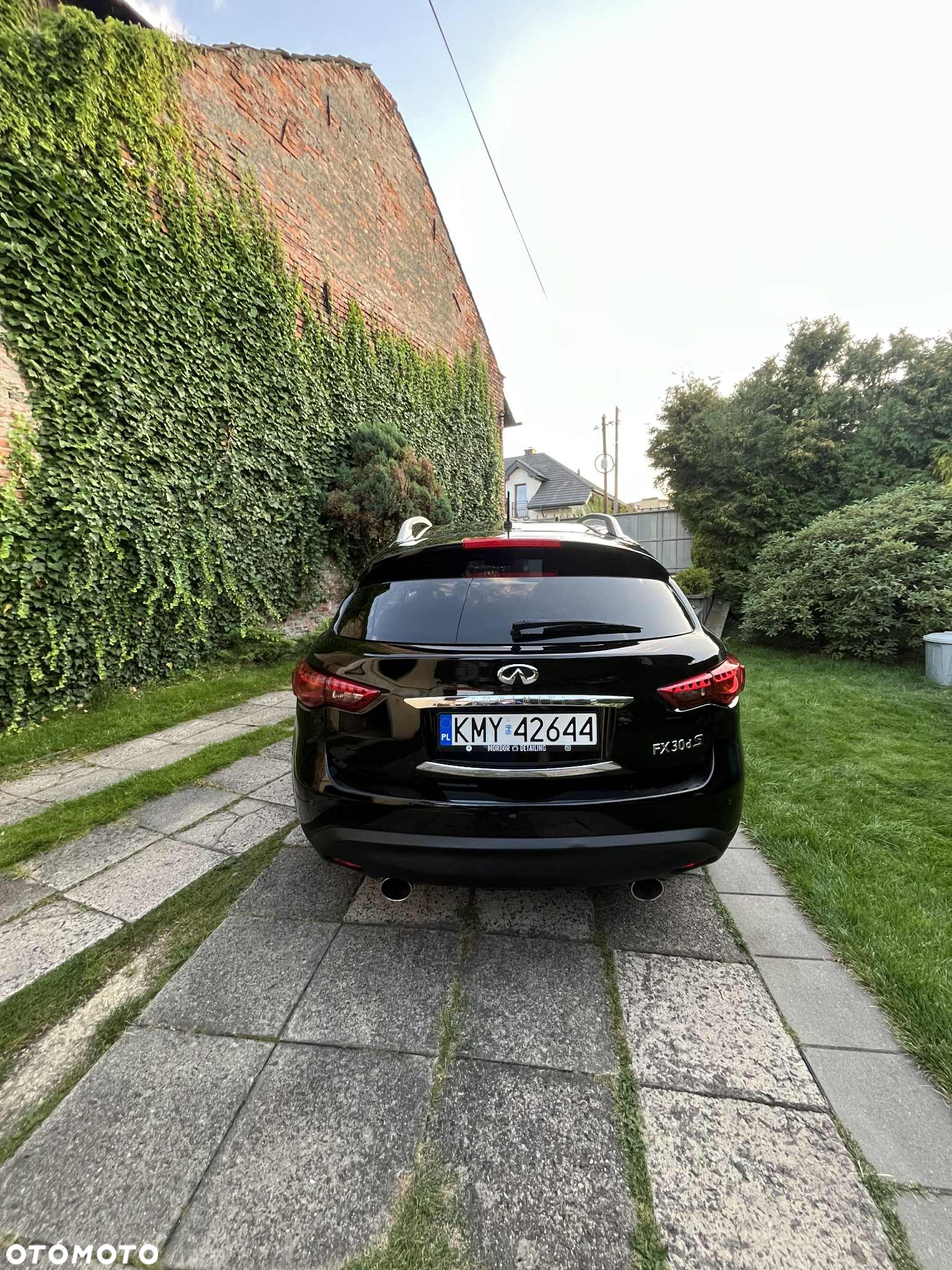 Infiniti FX FX30d S - 5