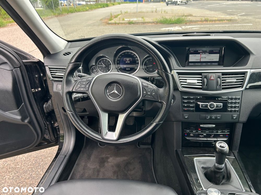 Mercedes-Benz Klasa E 200 CDI Avantgarde - 17