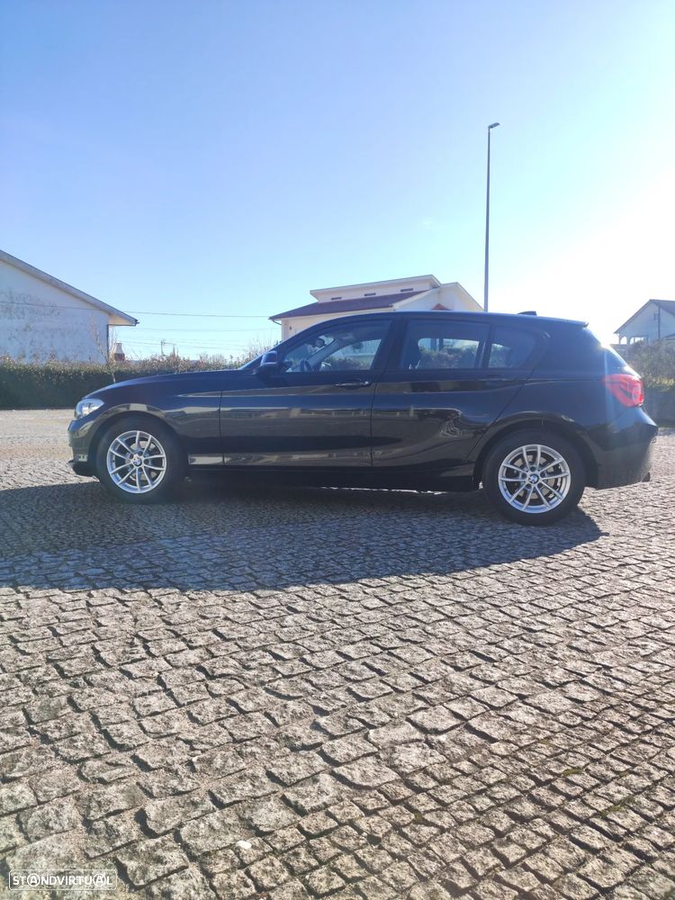 BMW 116 d Aut. Advantage - 2