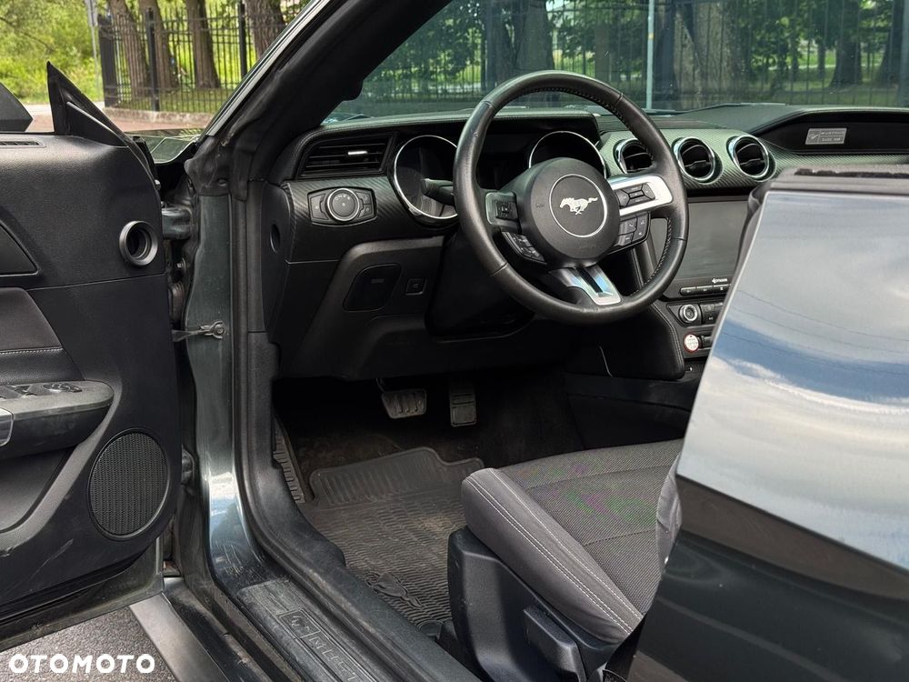 Ford Mustang 3.7 V6 - 13