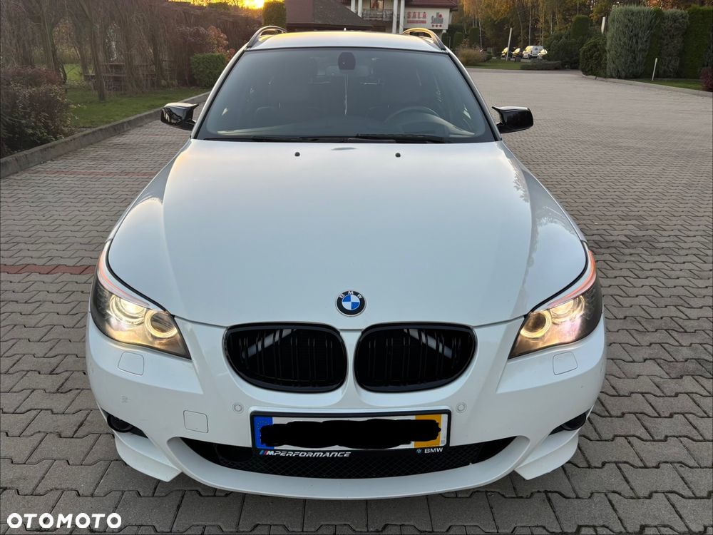 BMW 5 Series 2009 photo 3