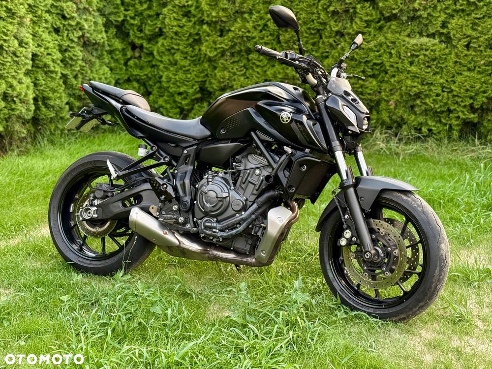Yamaha MT - 2