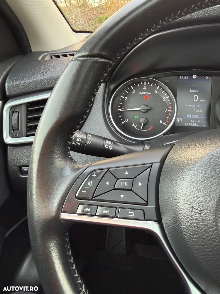 Nissan Qashqai 1.3 DIG-T DCT TEKNA - 25