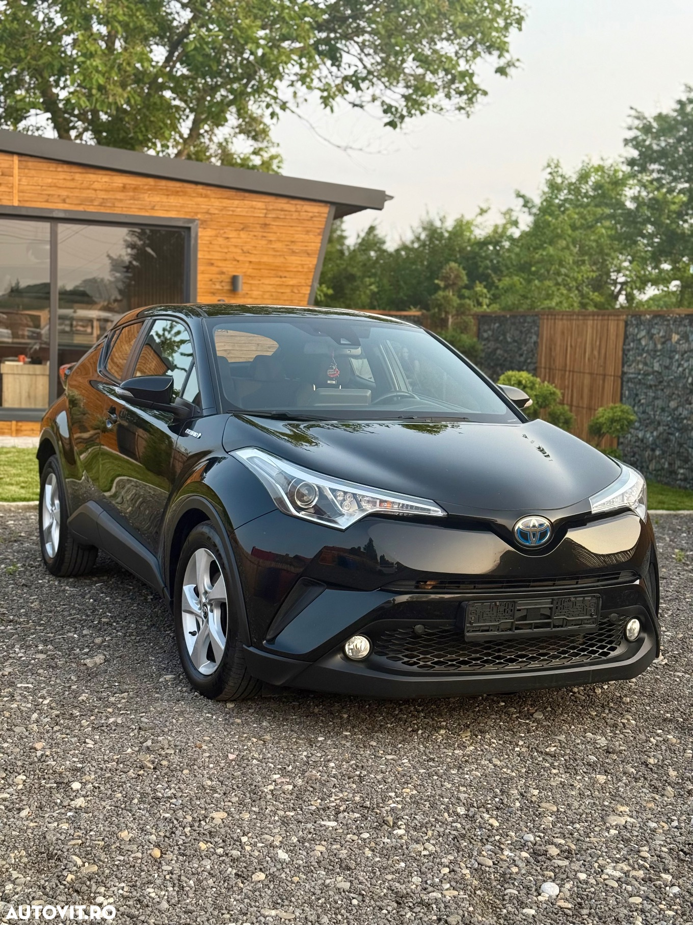 Toyota C-HR Hybrid Flow - 3