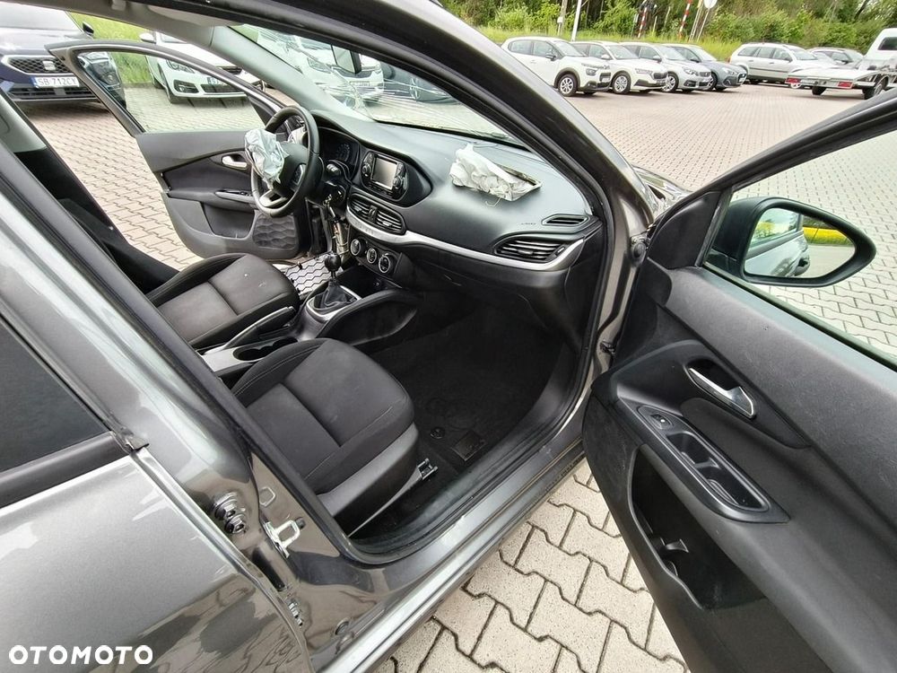 Fiat Tipo - 24