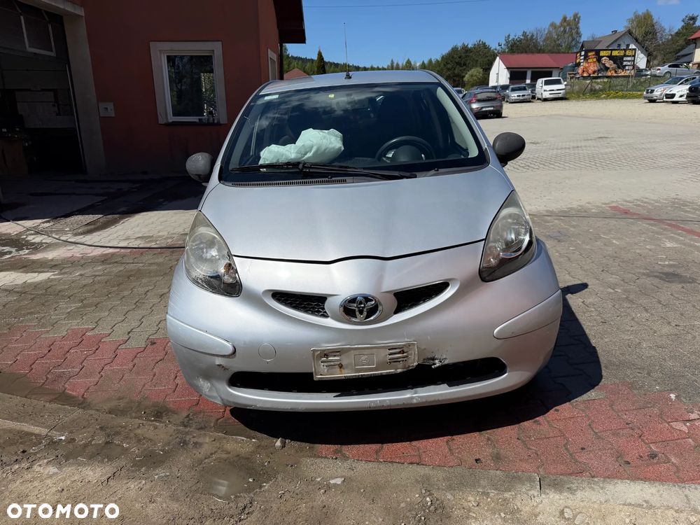 Toyota Aygo City - 2