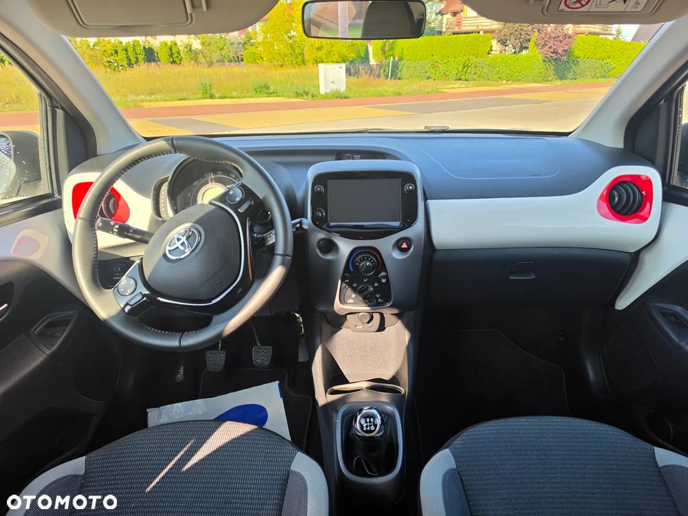 Toyota Aygo x-style - 17