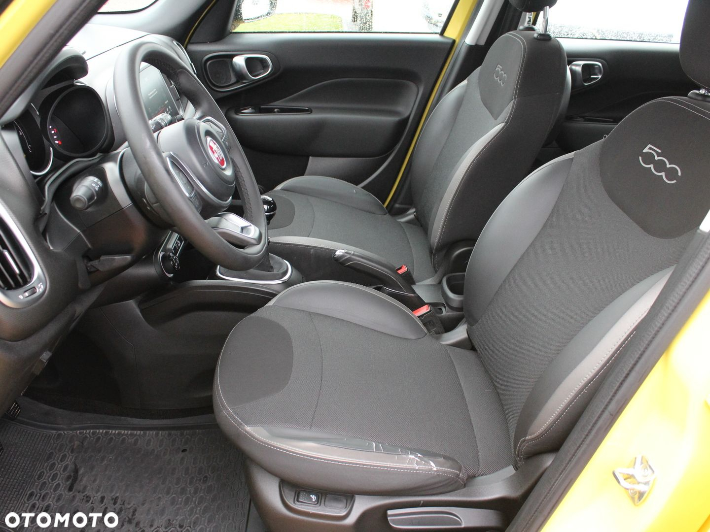 Fiat 500L - 10