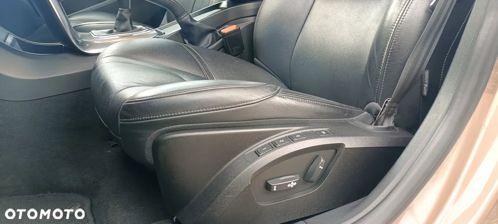 Volvo V40 D4 Summum - 24