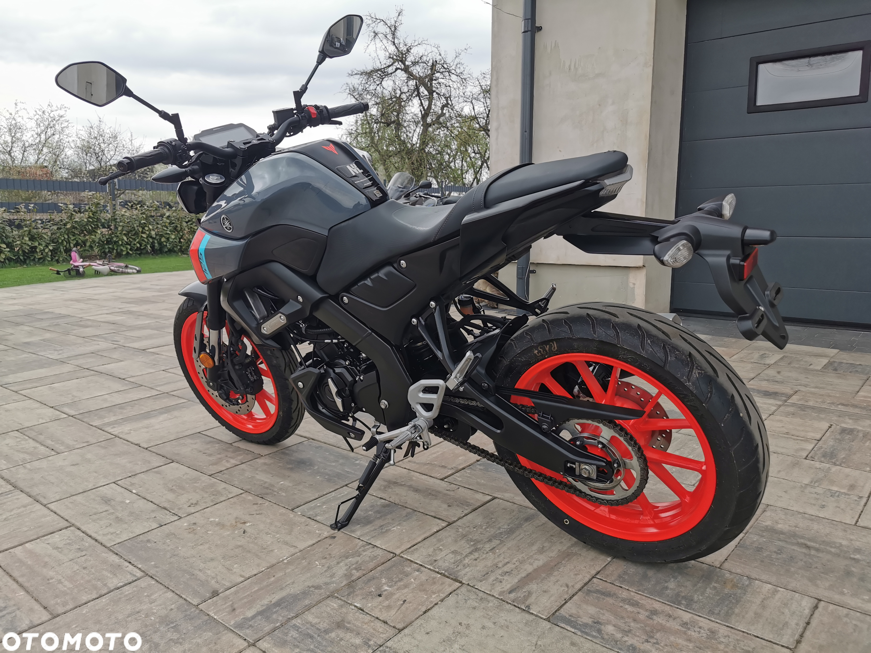 Yamaha MT - 6