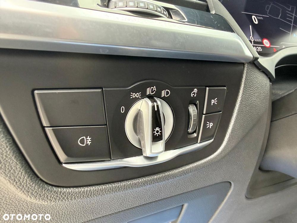 BMW X3 xDrive30e - 22