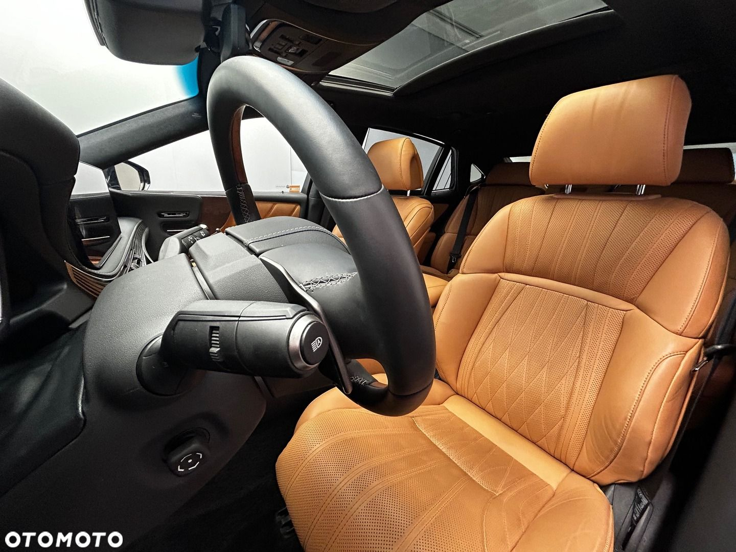 Lexus LS - 18