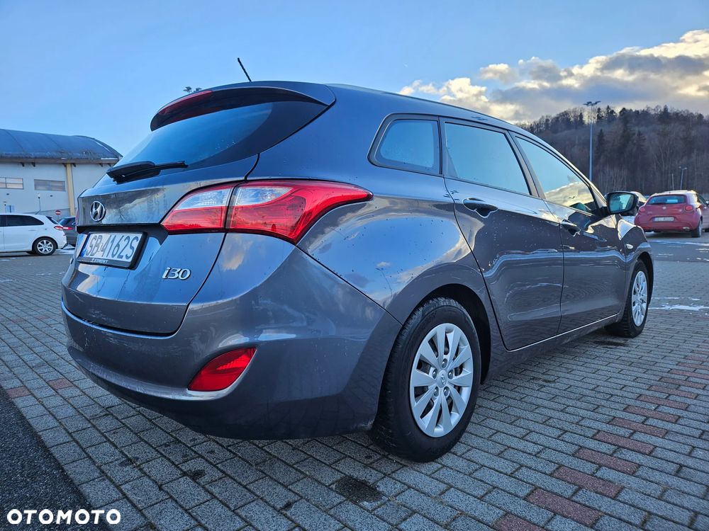 Hyundai i30 1.6 CRDi Classic + - 15