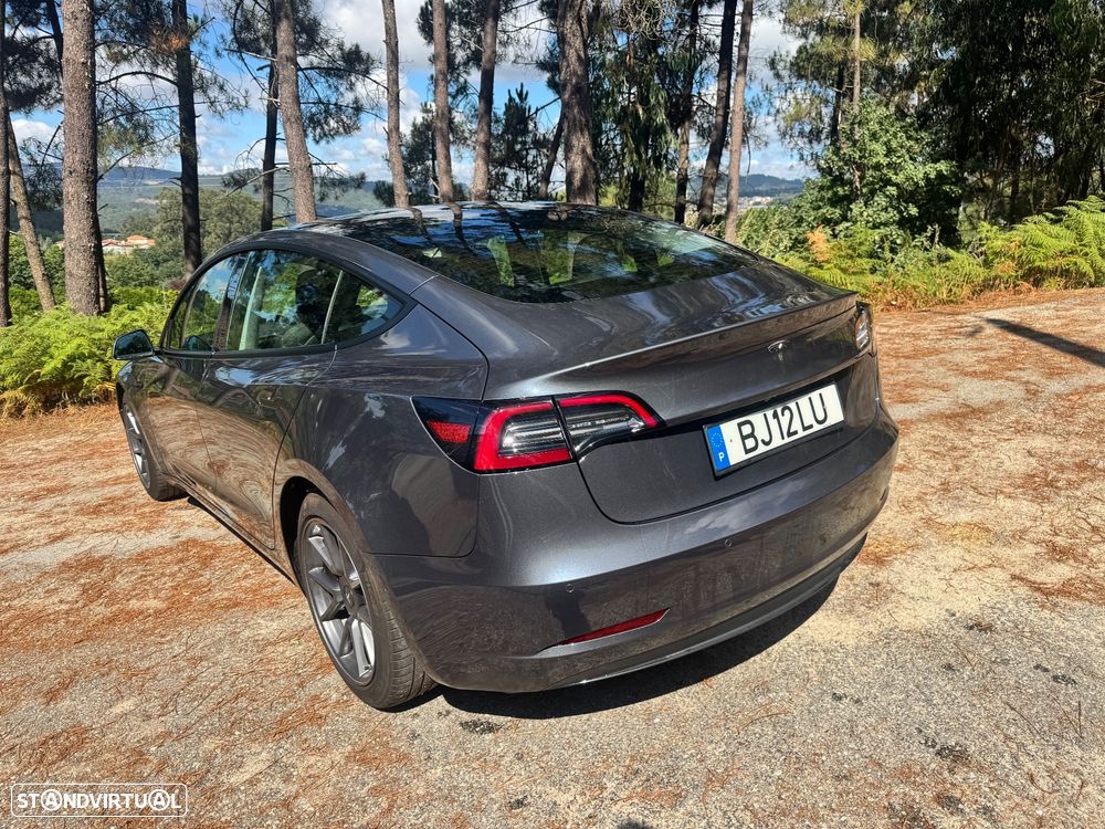 Tesla Model 3 Standard Range Plus RWD - 3
