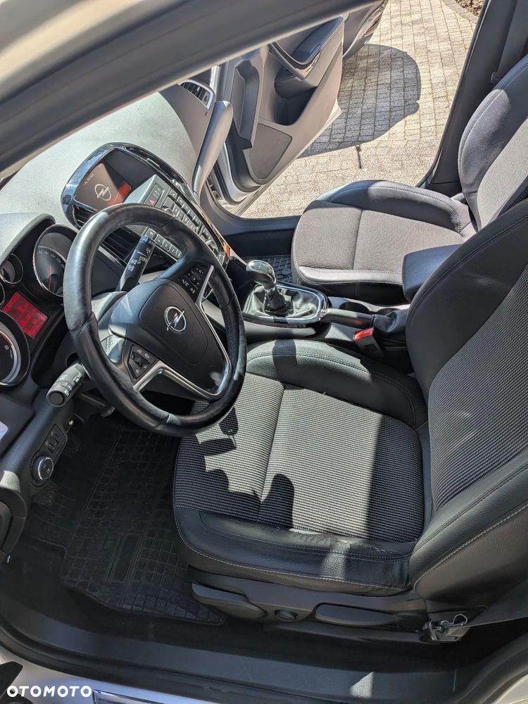 Opel Astra 1.6 CDTI Cosmo - 15