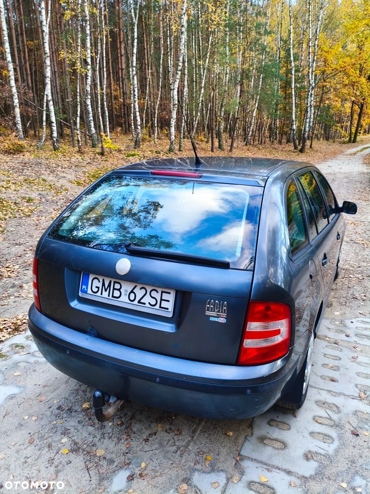 Skoda Fabia 2007 photo 5