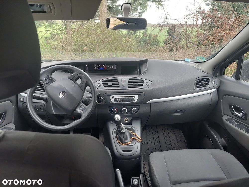 Renault Scenic 1.6 16V TomTom Edition - 4
