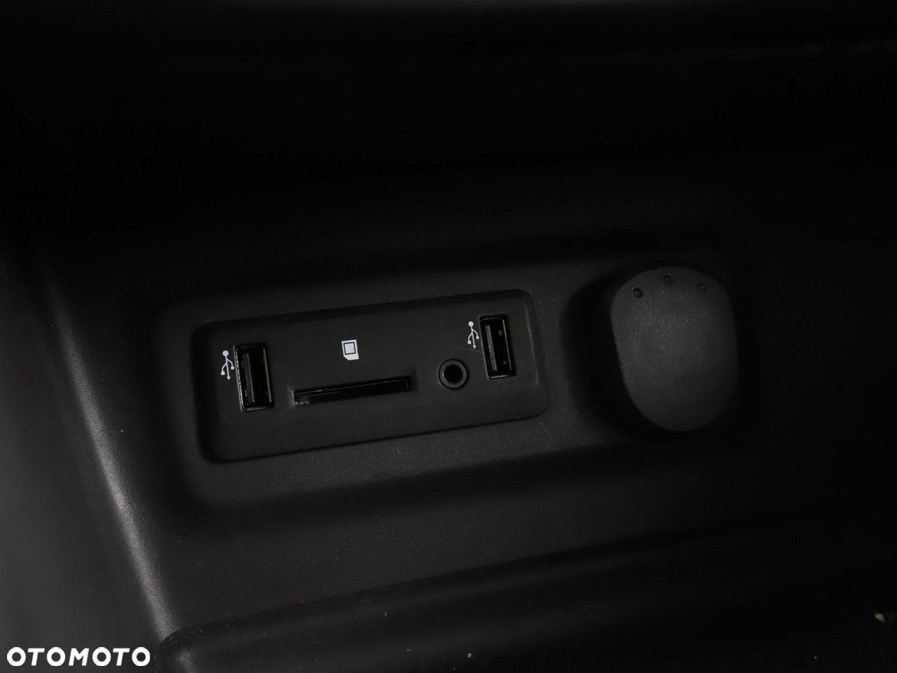 Renault Megane ENERGY dCi 110 EDC INTENS - 29