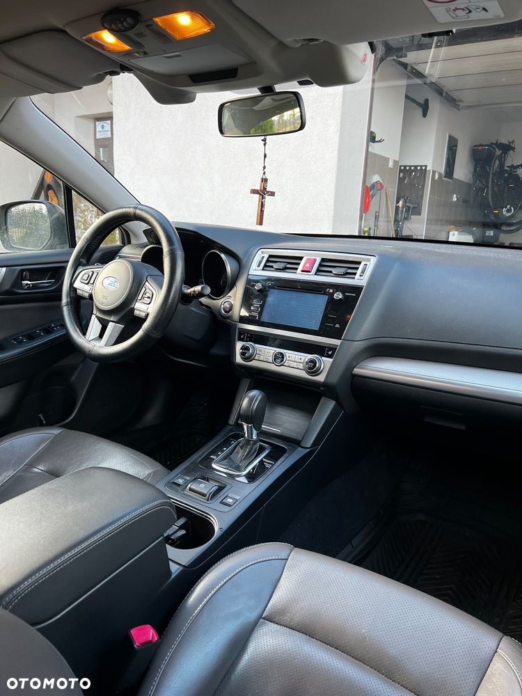 Subaru Outback 2.5i Comfort - 23