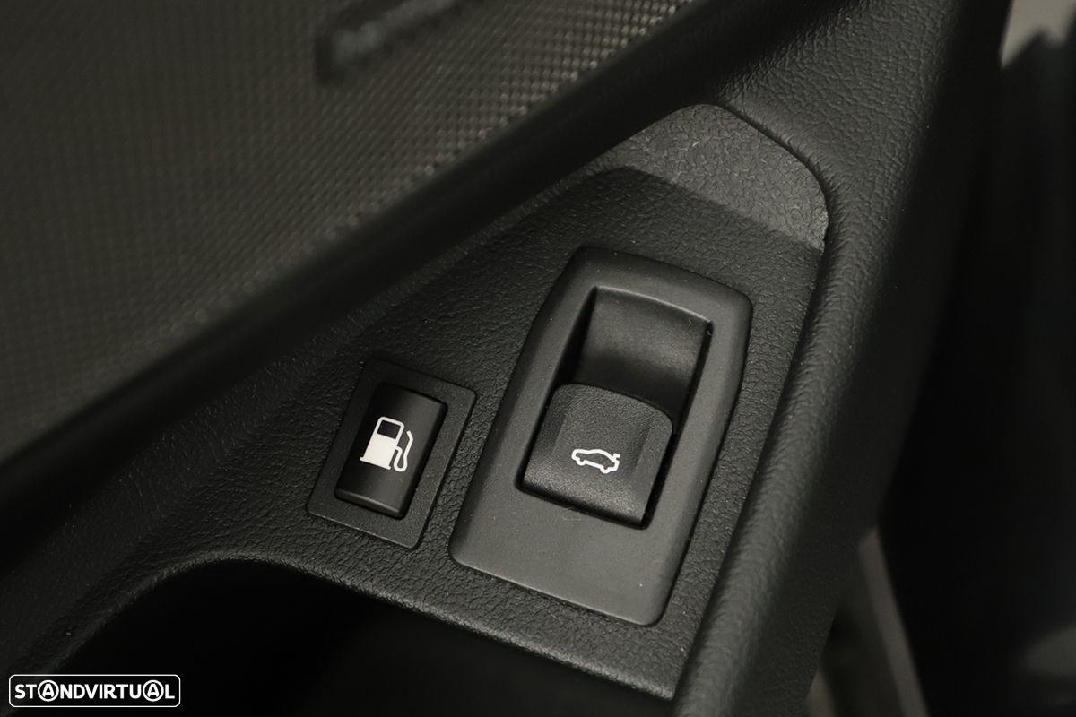 BMW 330 e Touring Pack M Auto - 24
