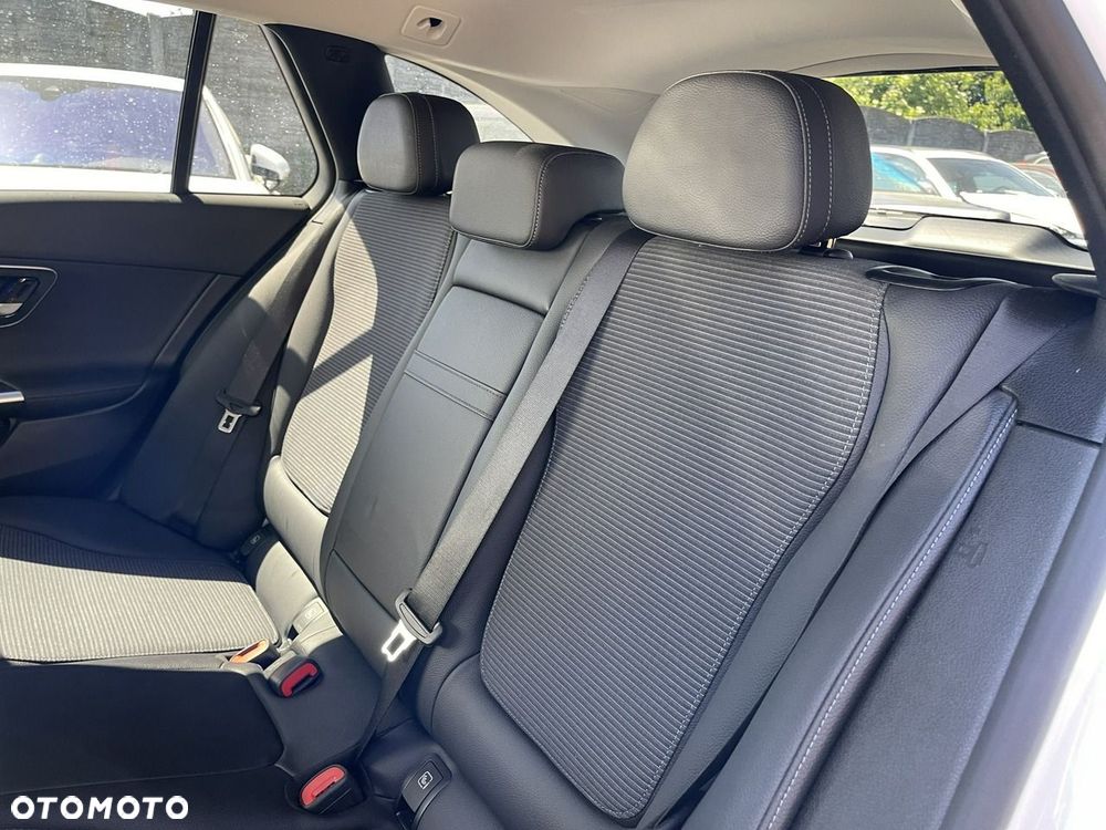 Mercedes-Benz Klasa C 220 d mHEV Avantgarde - 10