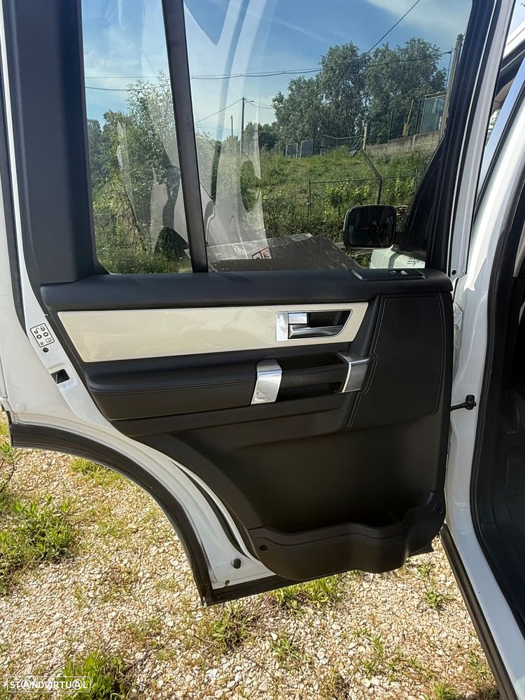 Land Rover Discovery 3.0 TD V6 HSE - 12