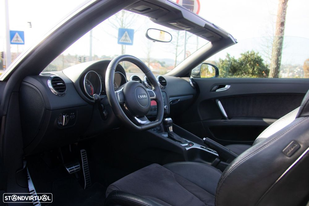 Audi TT Roadster 2.0 TFSi S Tronic - 2