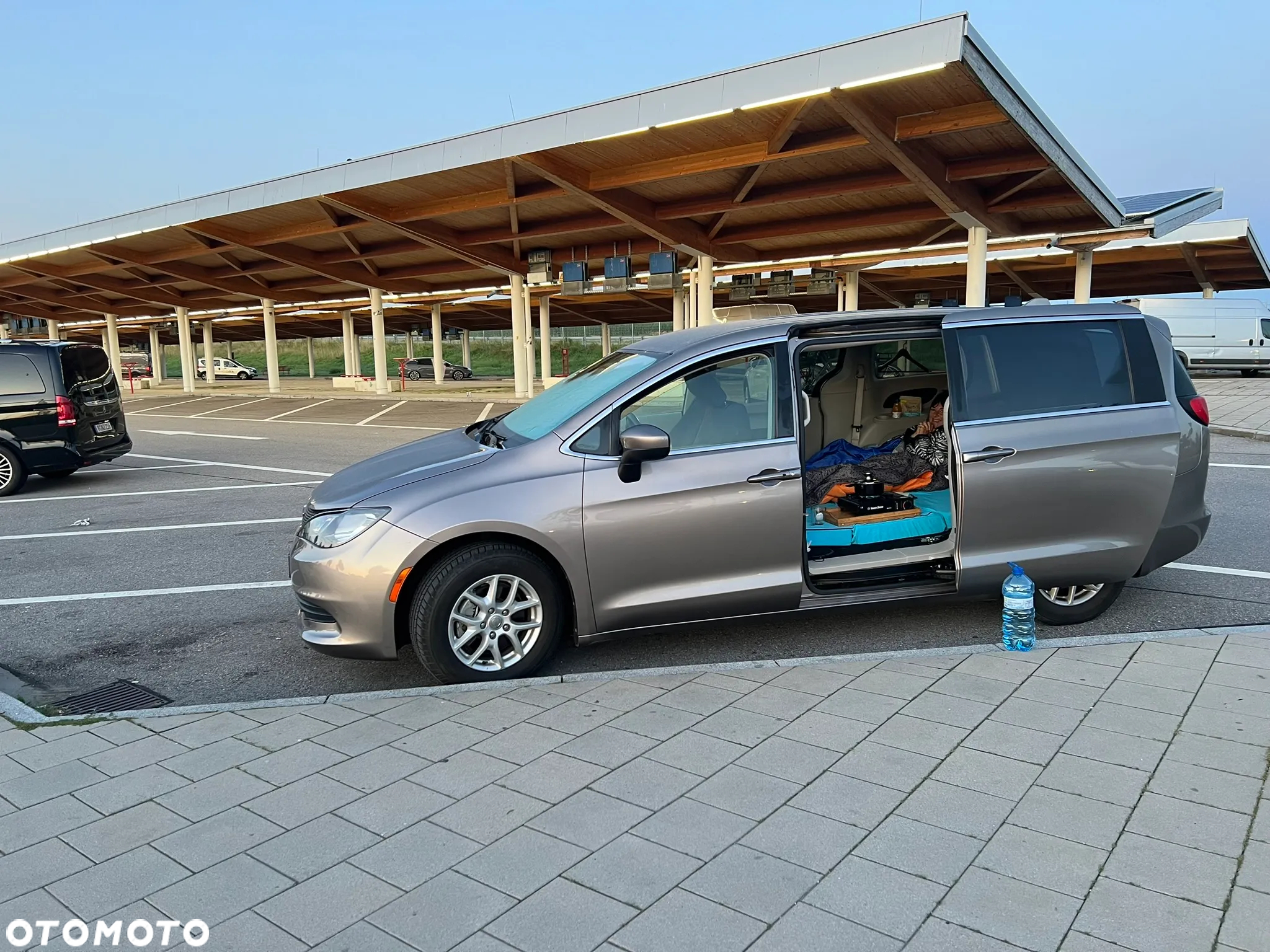 Chrysler Pacifica - 19