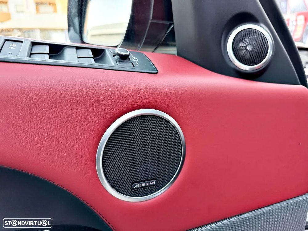 Land Rover Range Rover Sport SDV6 Autobiography Dynamic - 27