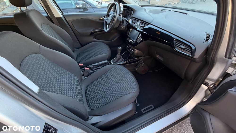 Opel Corsa 1.4 16V Cosmo - 11