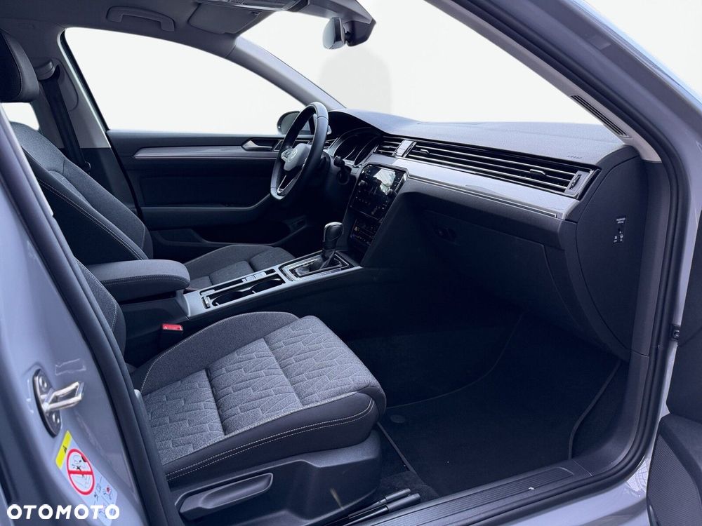 Volkswagen Passat - 40