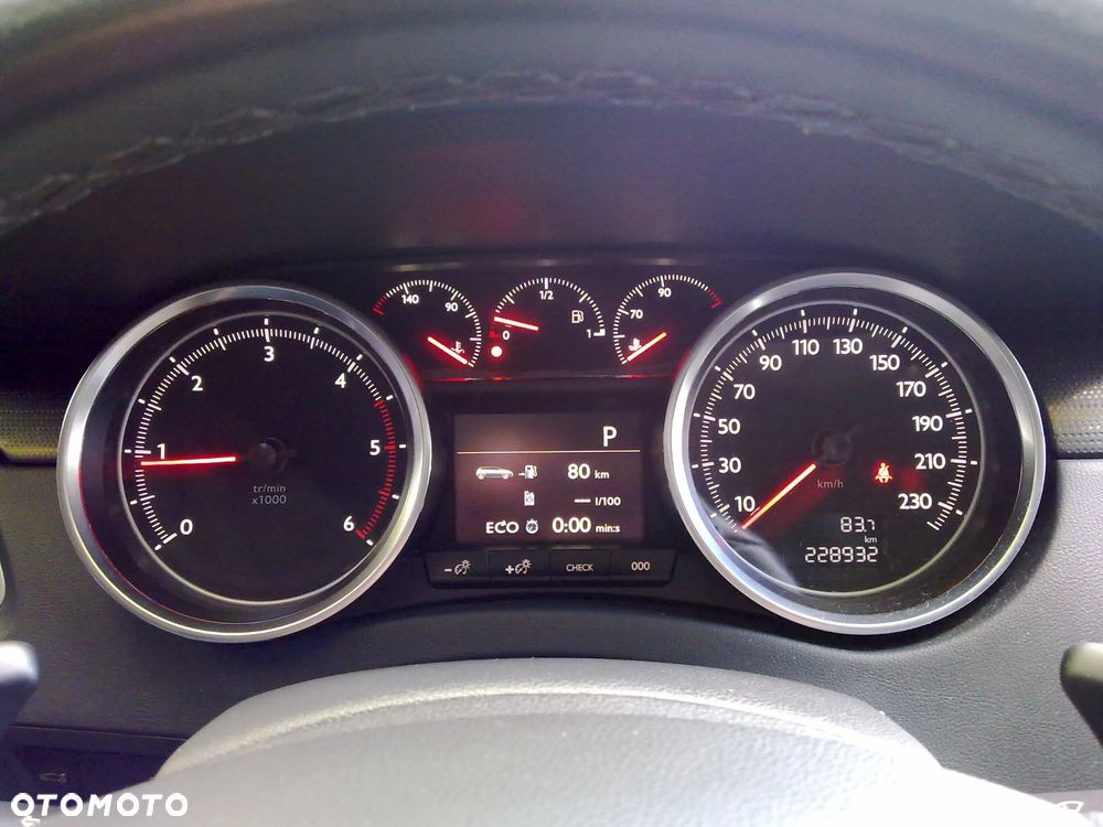 Peugeot 508 BlueHDi FAP 180 Automatik Stop&Start Allure - 19