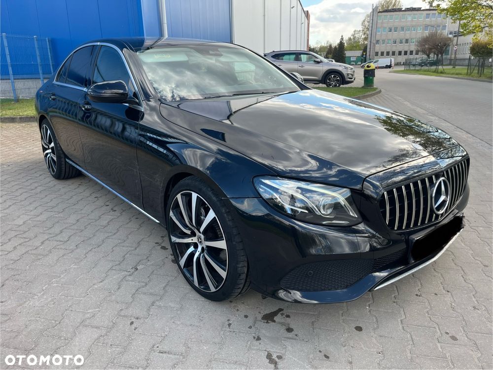 Mercedes-Benz Klasa E 220 d 9G-TRONIC Avantgarde - 4