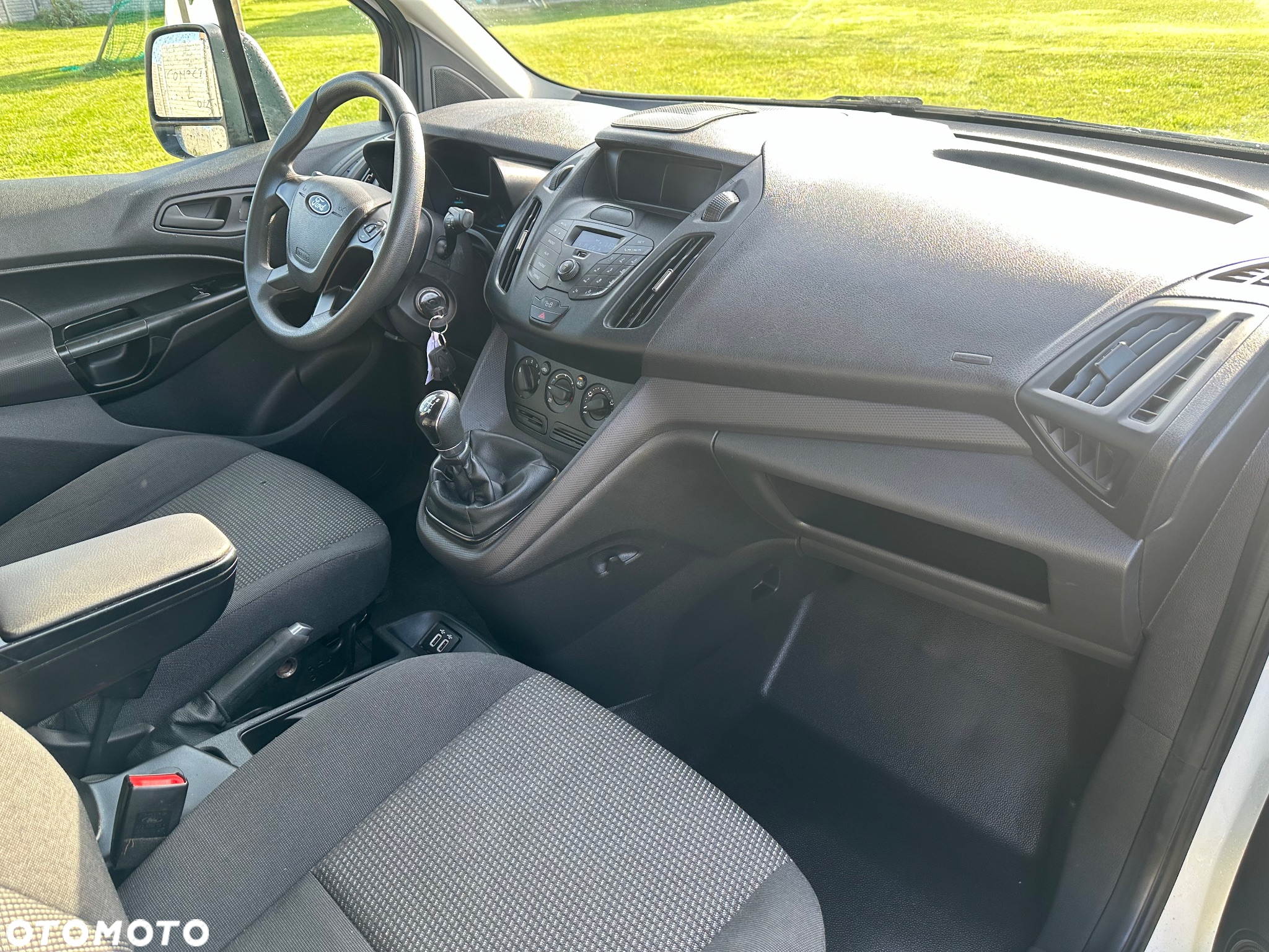 Ford Transit Connect - 10
