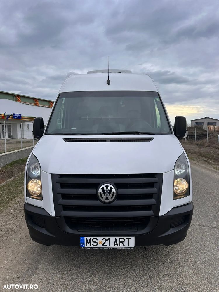 Volkswagen Crafter - 1