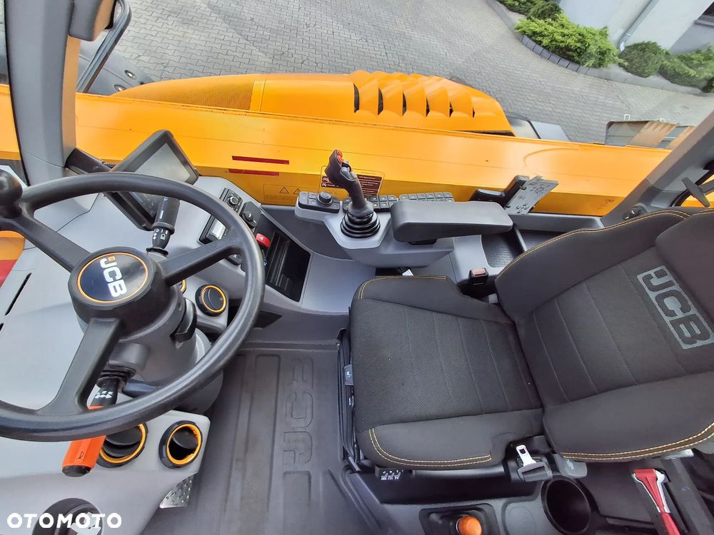 JCB 542 - 70 AGRI XTRA - 13