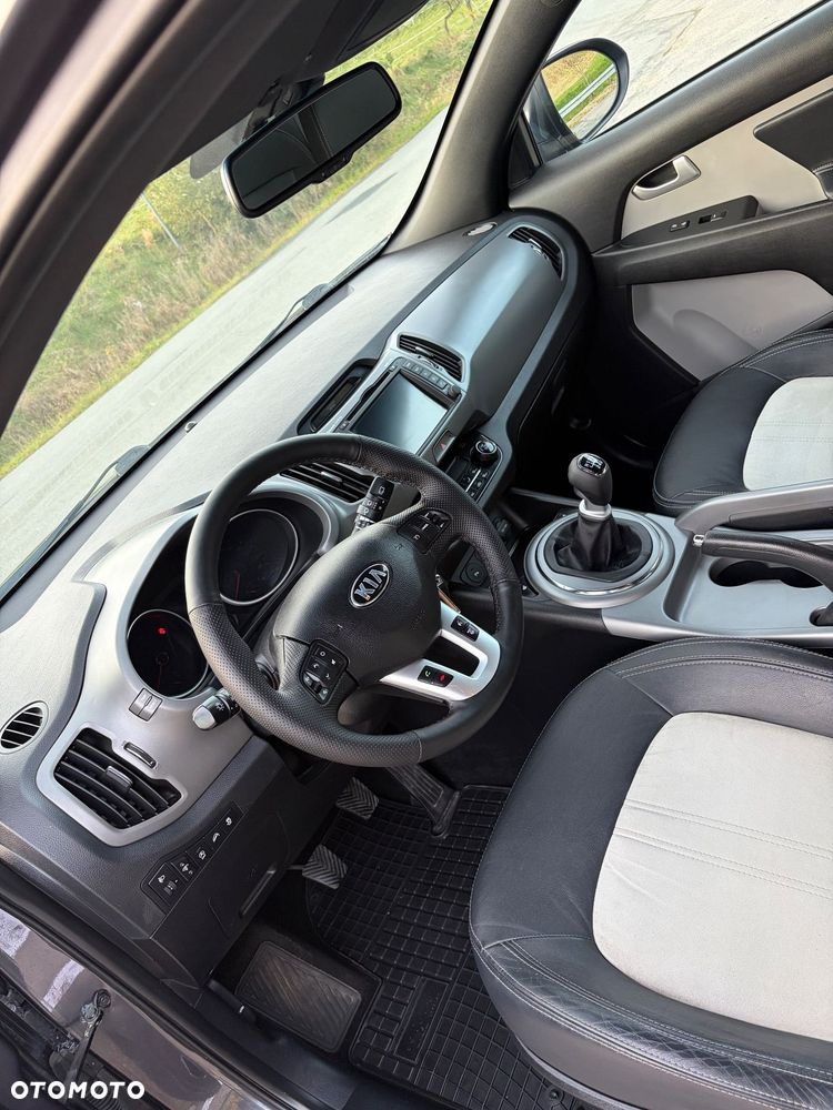 Kia Sportage 1.7 CRDI XL 2WD - 16