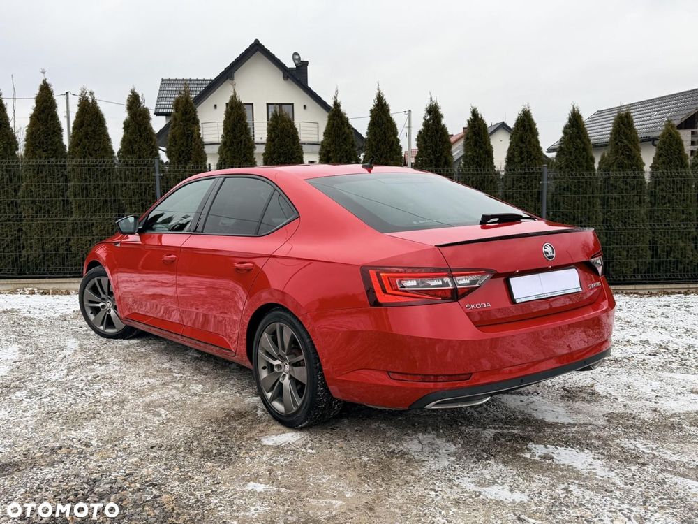 Skoda Superb 2.0 TSI Sportline DSG - 6