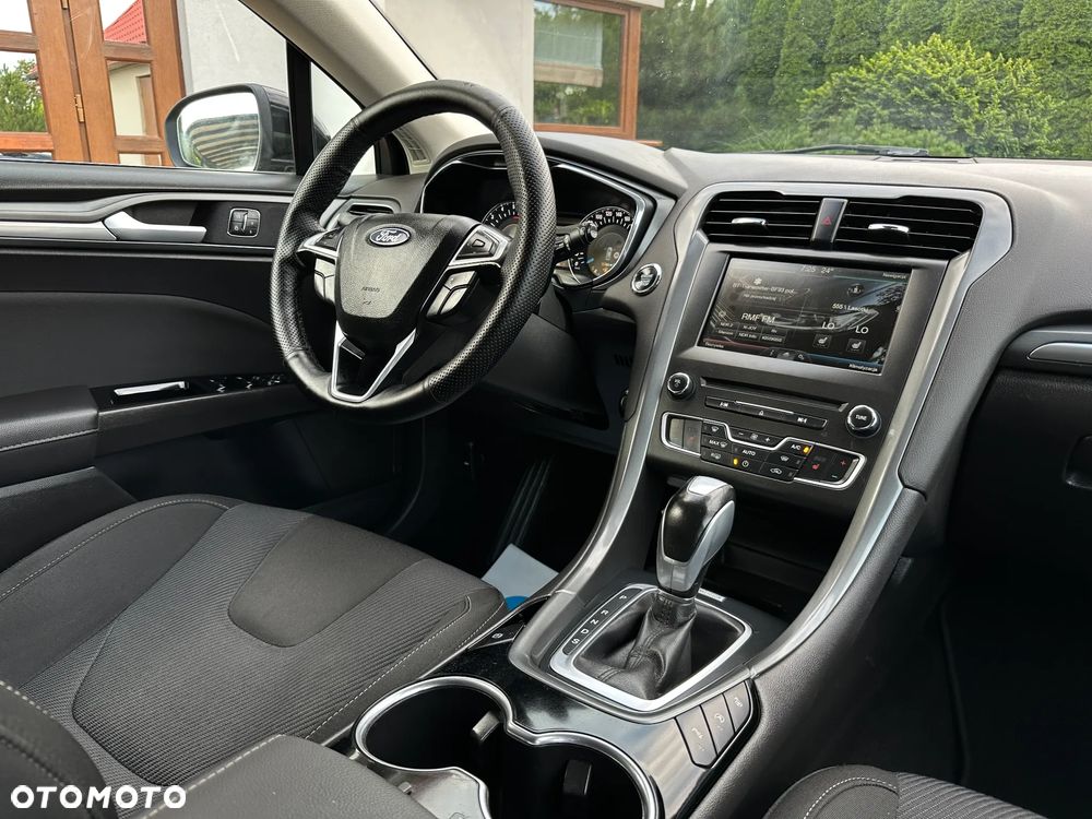 Ford Mondeo - 23