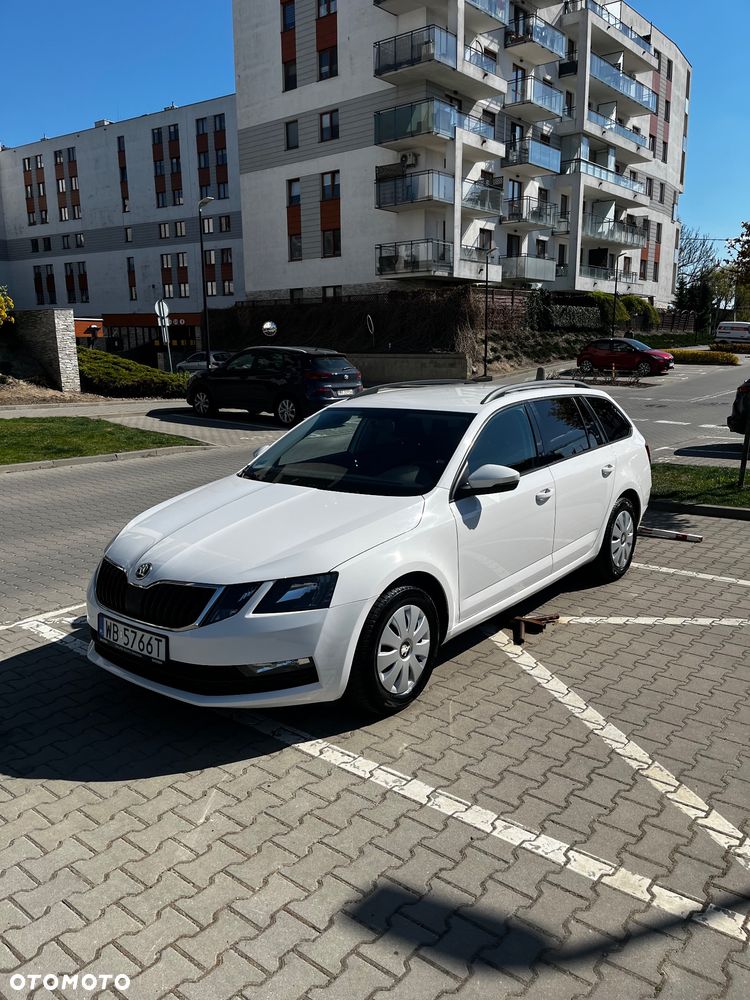 Skoda Octavia - 1