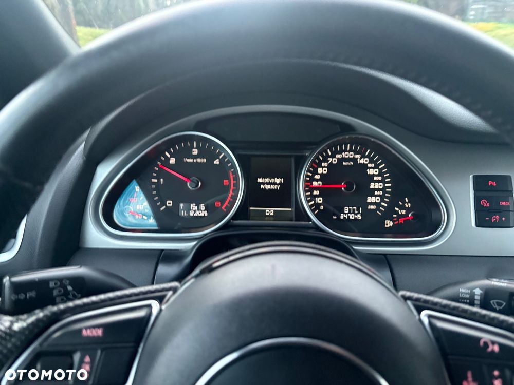 Audi Q7 - 33