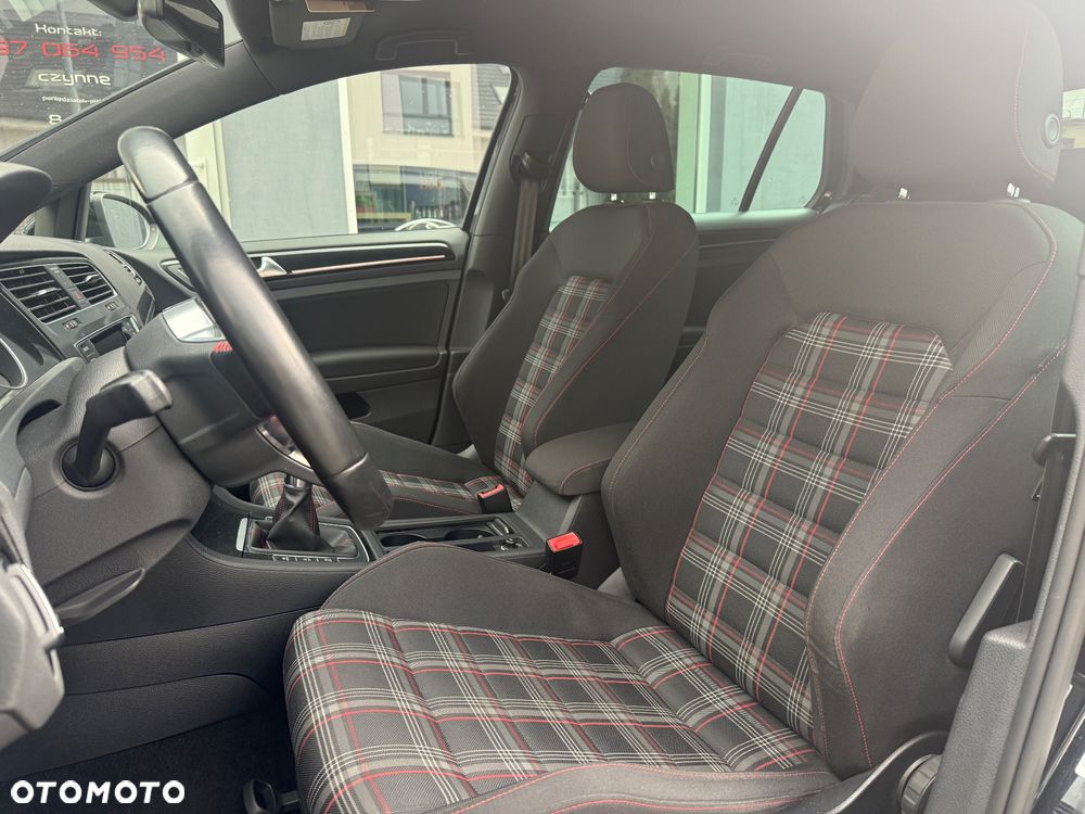 Volkswagen Golf 2.0 TSI BMT GTI Performance - 9
