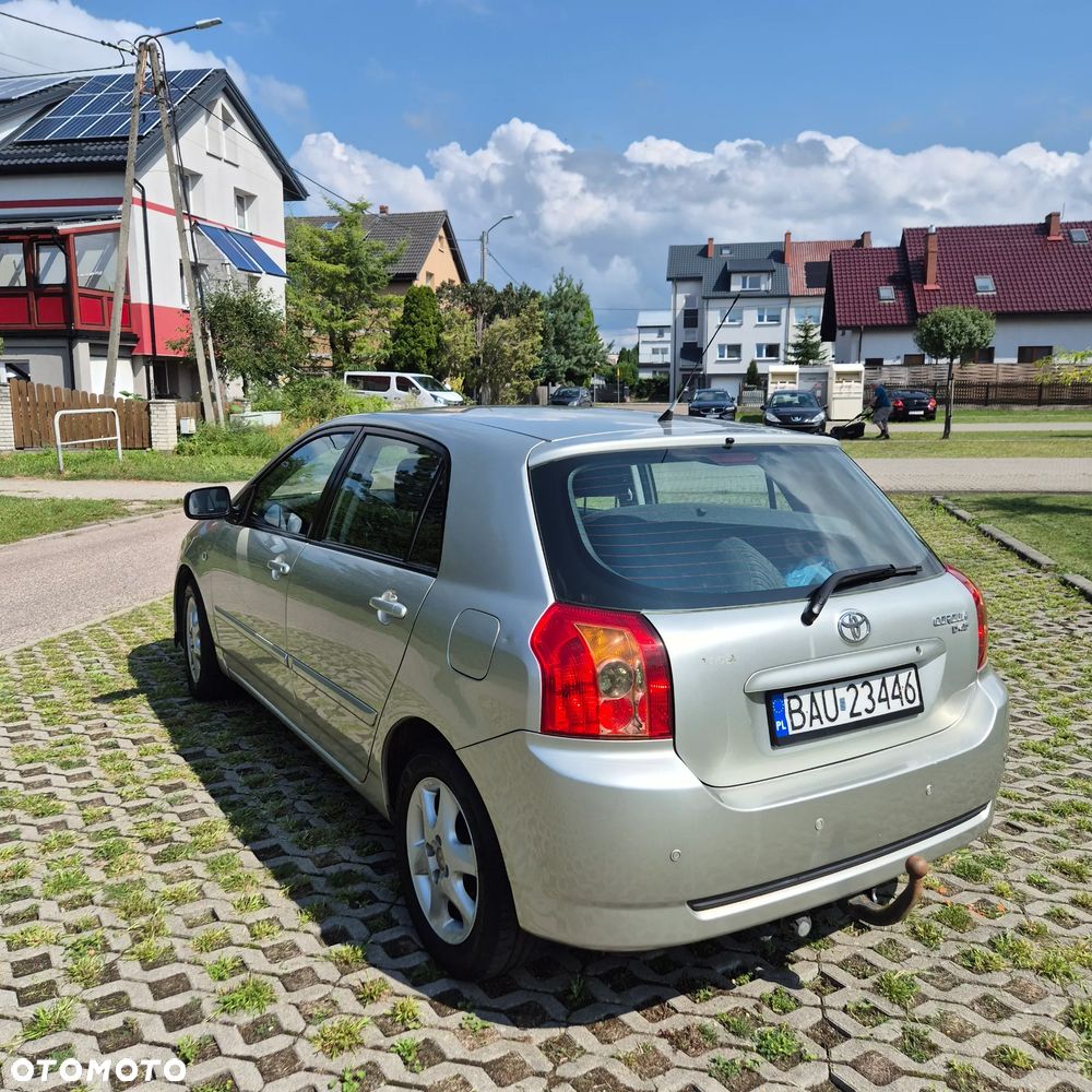 Toyota Corolla 1.4 D-4D - 10