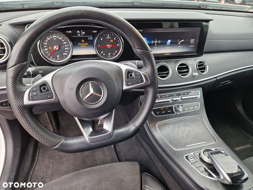 Mercedes-Benz Klasa E 220 d 4-Matic Business Edition 9G-TRONIC - 17