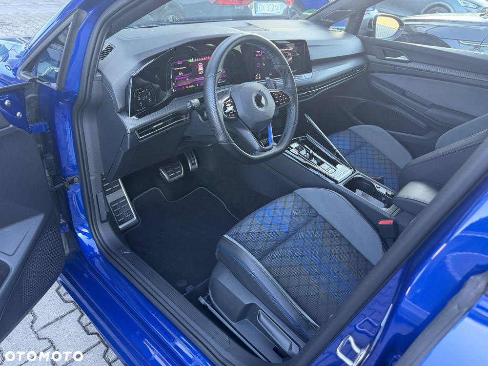Volkswagen Golf - 14