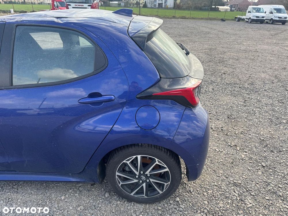 Toyota Yaris - 5