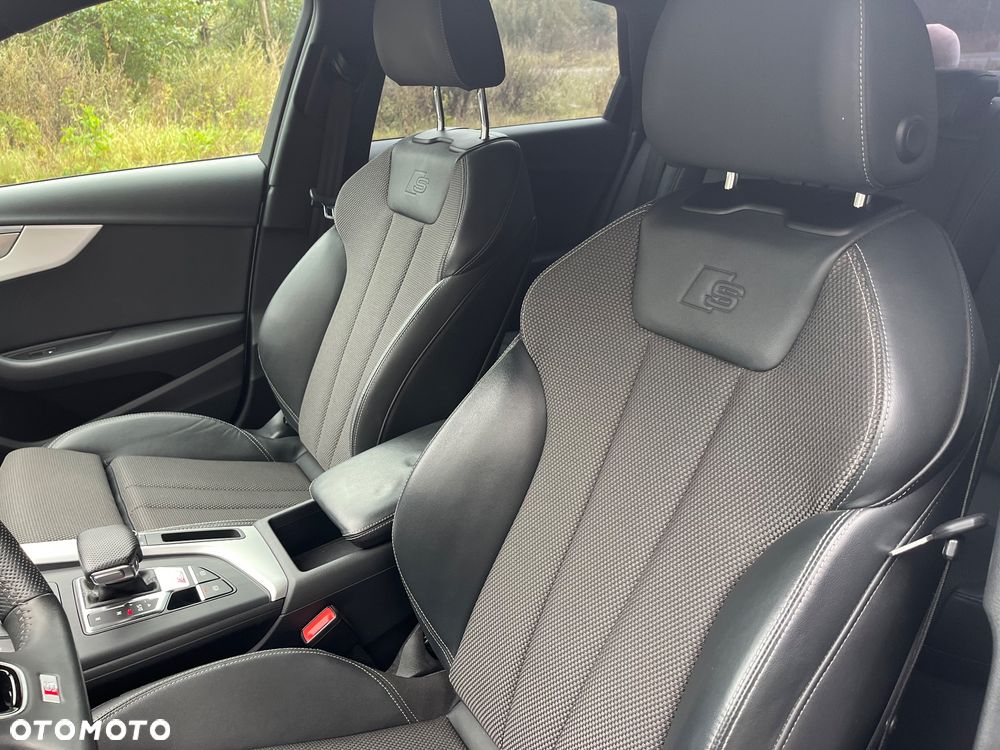 Audi A4 - 24