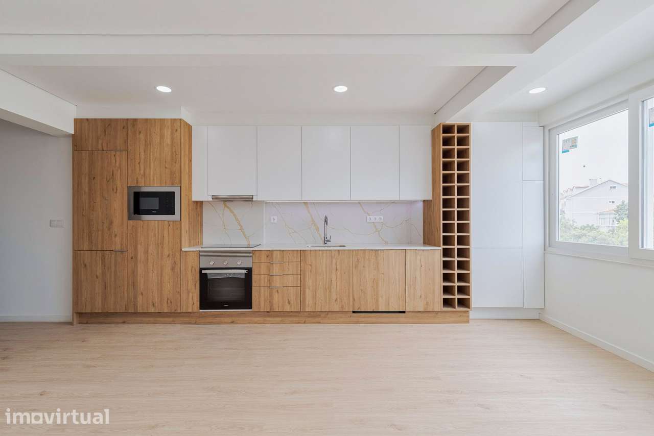 LARANJEIRO - T2 totalmente remodelado - Grande imagem: 4/27