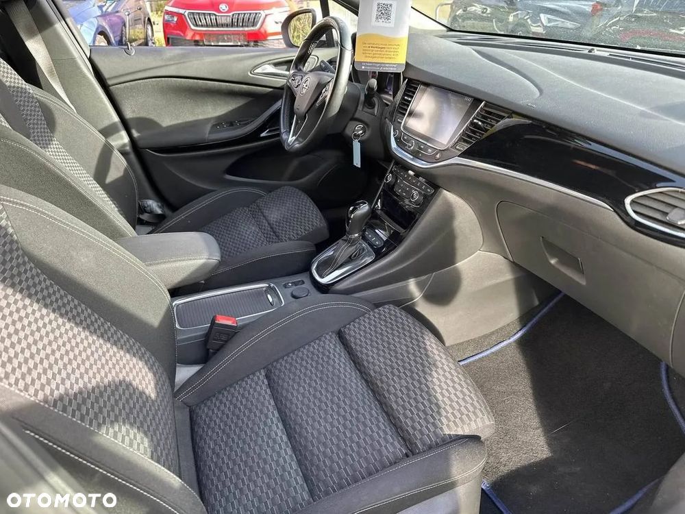 Opel Astra 1.6 D (CDTI) Automatik Dynamic - 4